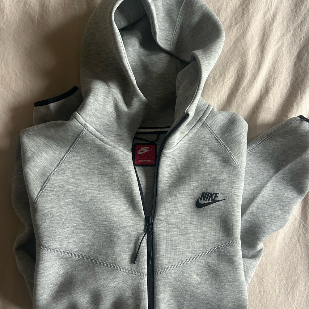 Nike Light Gray Full-Zip Hoodie
